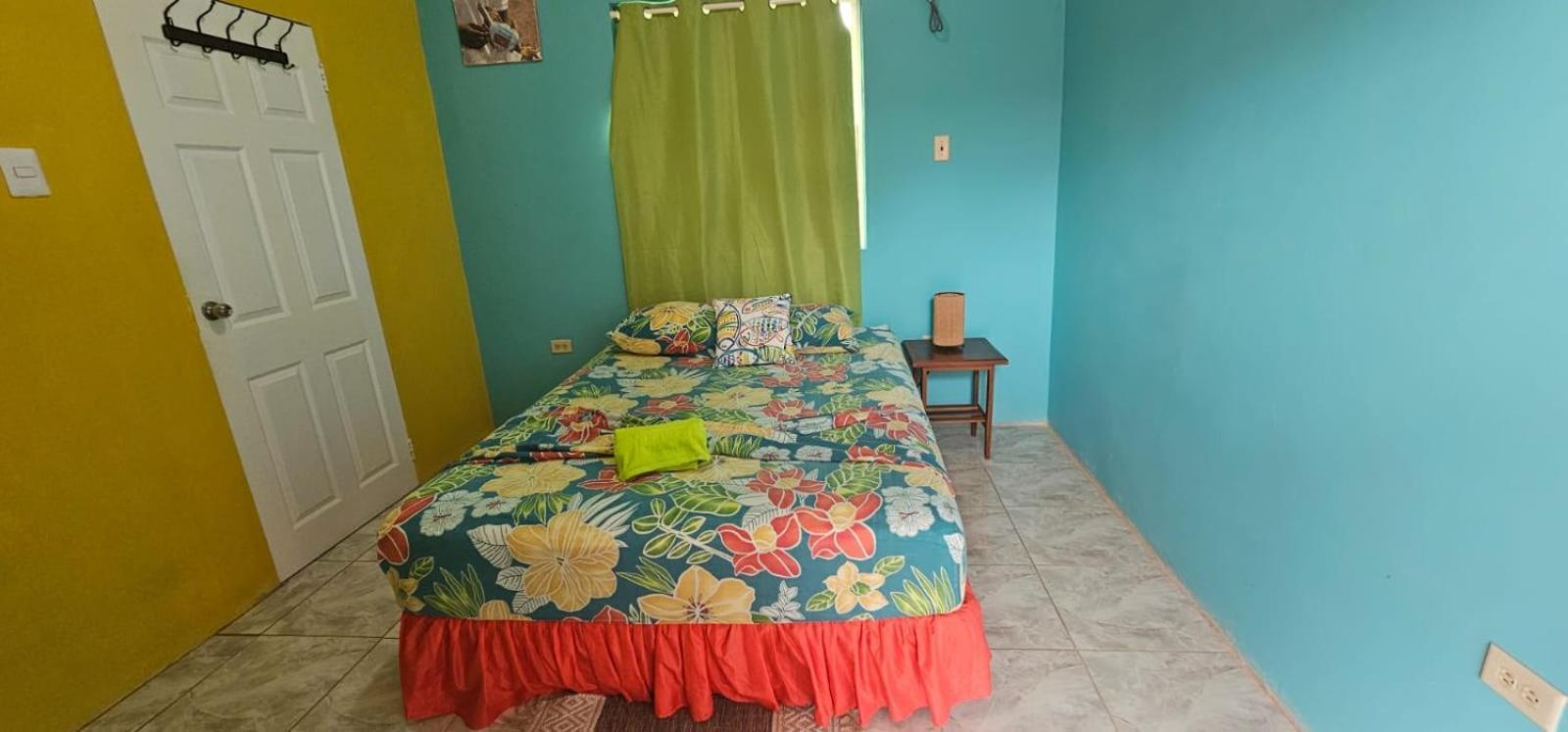 Fish Tobago Guesthouse Or Joy And Brandon Guesthouse Buccoo Quarto foto